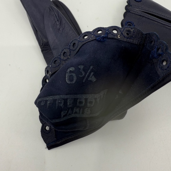 Rare, Vintage Freddy Paris, Unused Navy French Kidskin Gloves - Picture 5 of 16